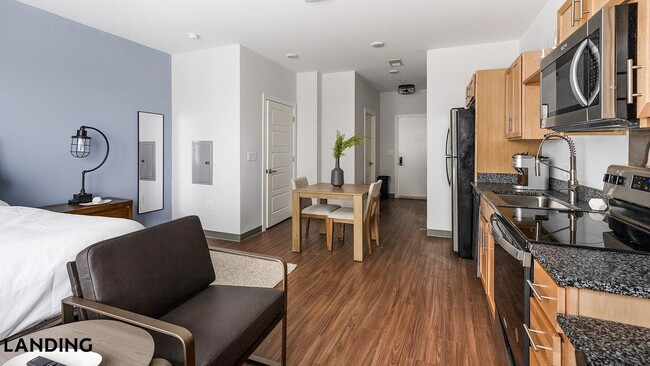 Photo - 302 13th St S Unidad 536
