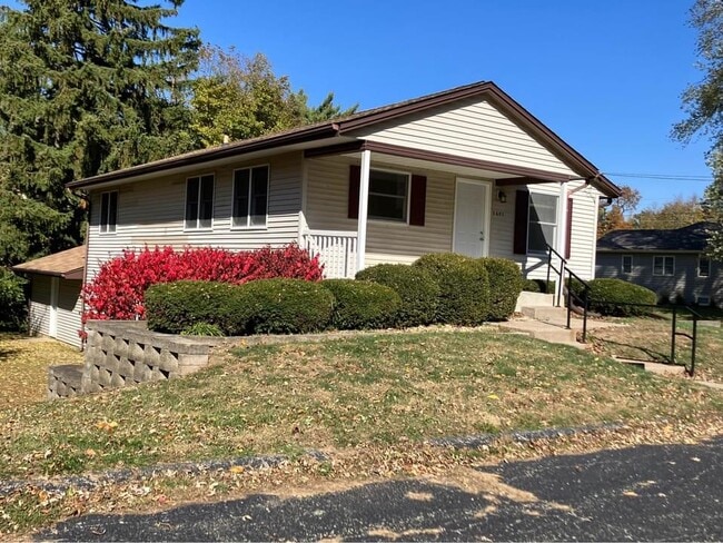 Photo - 5601 N Humboldt Ave