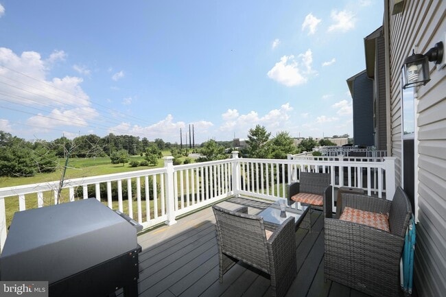 Photo - 304 Iannelli Rd