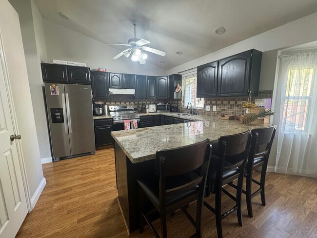 Photo - 1067 E 100 S St