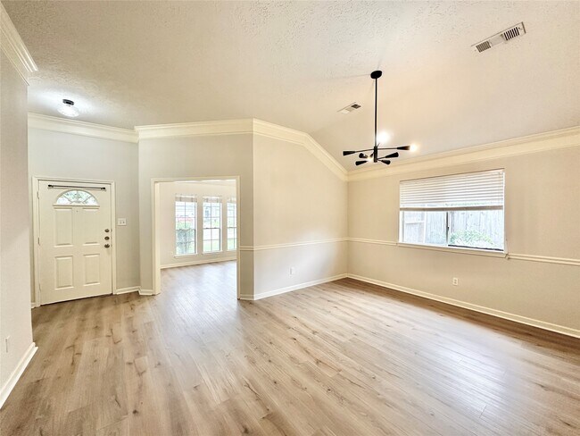 Photo - 3907 Crystal Pass Ct