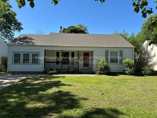 Building Photo - 2448 E Aloma St
