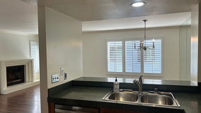 Photo - 928 Intrepid Ct