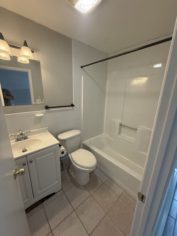 Photo - 39 Hodges Ave Unit 2F