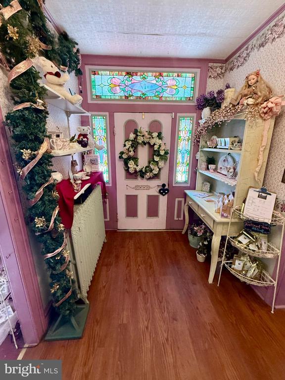 117 W Main St