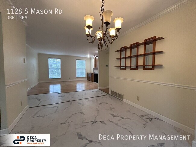 Photo - 1128 S Mason Rd