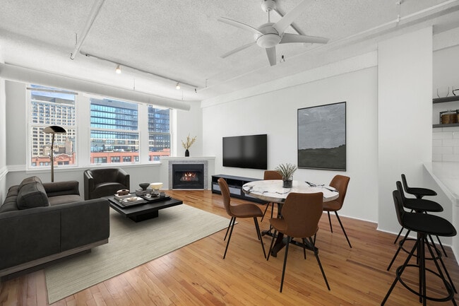 Photo - 161 W Harrison St Unit 906