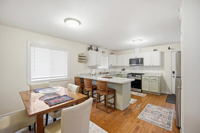 Photo - 7611 South Dr