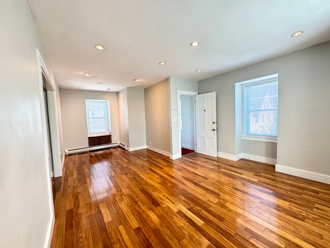 Building Photo - 30 Prospect St Unit #3 Rental