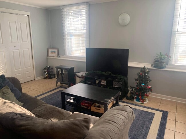 Photo - 3801 N St Louis Ave Unit Basement