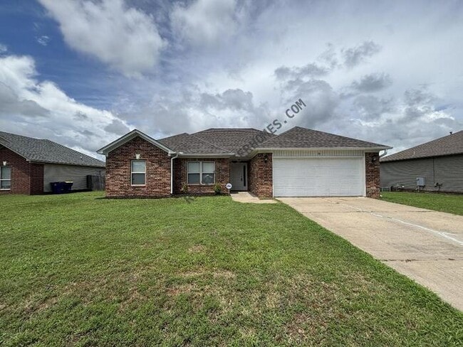 Building Photo - 26 Mustang Dr