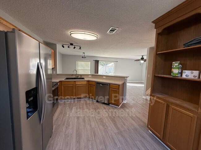 Photo - 1865 Green Springs Cir Unidad C