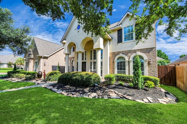 Photo - 17314 Pinecreek Hollow Ln