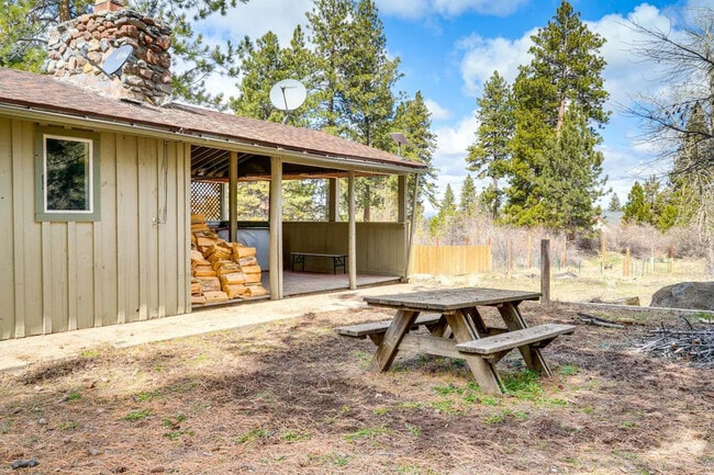 Photo - 627 Bear Valley Rd Unit ID1386162P