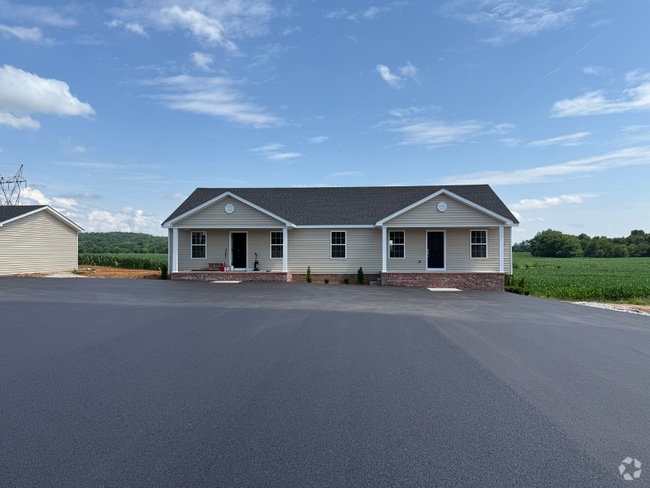 Building Photo - 105 Wells Dr Rental