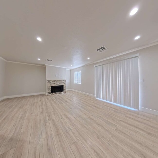 Photo - Highly Remodeled | Customer Closets | Gated Community