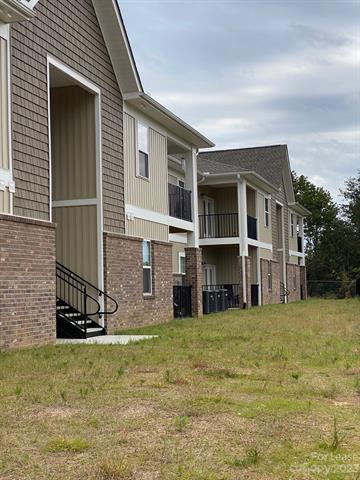 Photo - 90 Riverside Dr