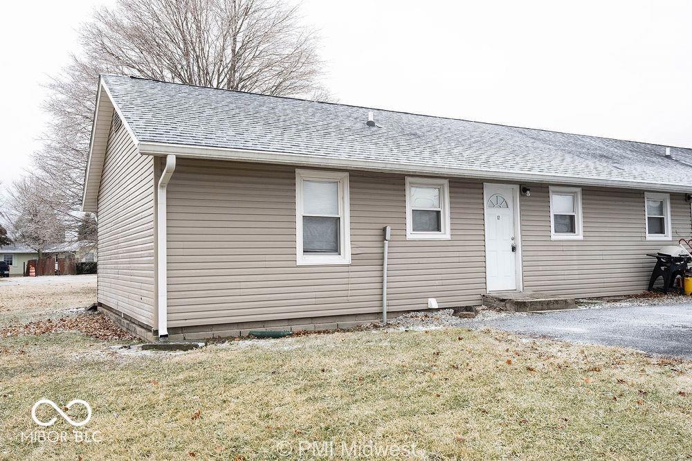 Photo - 4881 300W Unit 8