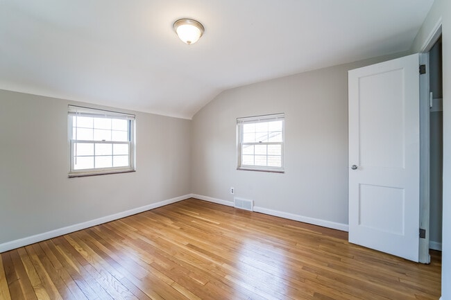 Photo - 602 Lamarido St