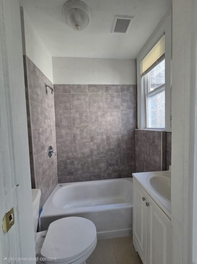 Photo - 1171 W Front St