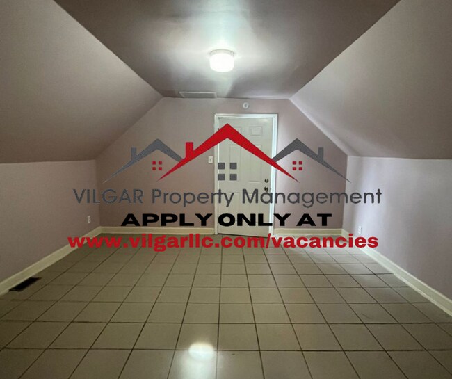 Photo - 4842 Northcote Ave Unidad Upper