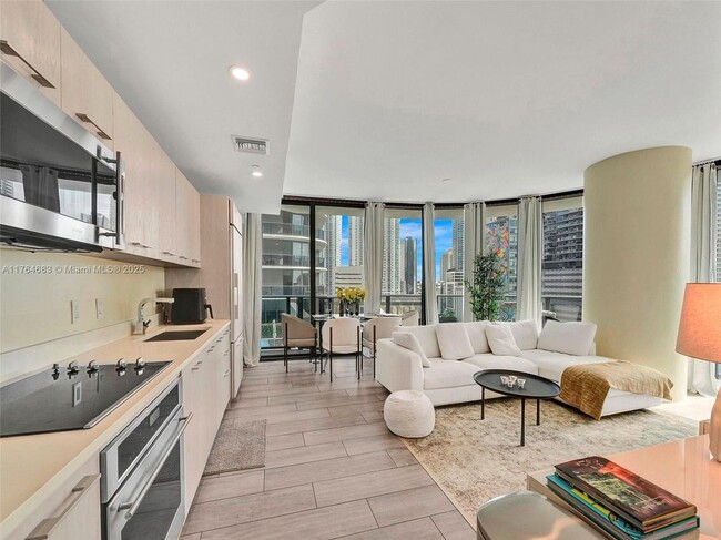 Building Photo - 55 SW 9th St Rental