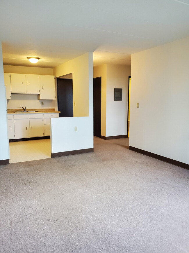 Photo - Deering Manor - Section 8: 62+ ,Handicapped,