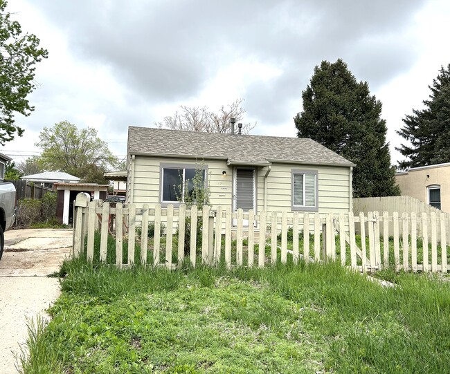 Photo - 19 S Meade St House
