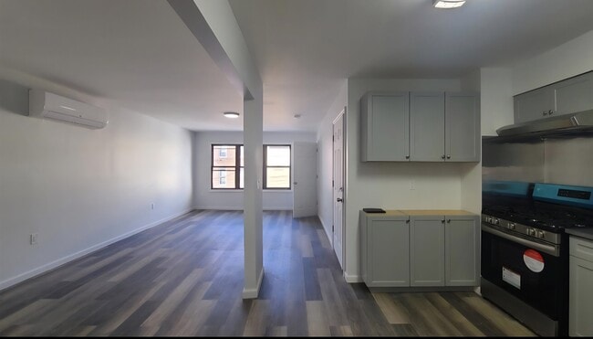 Photo - 150 New York Ave Unidad 2