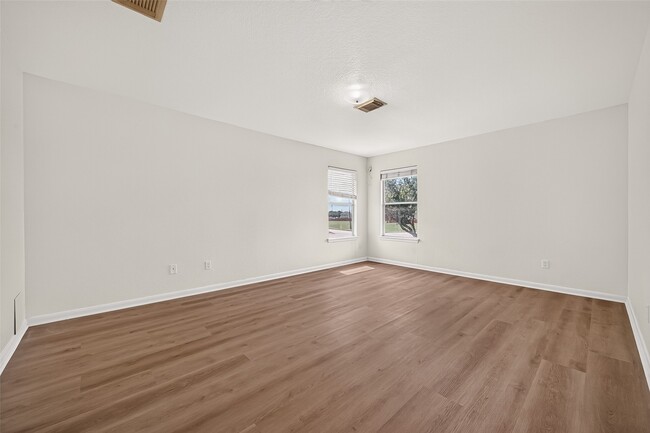 3635 John Hancock Ln