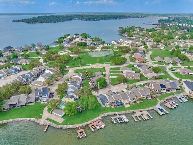 Photo - 2109 Gunwale Cir