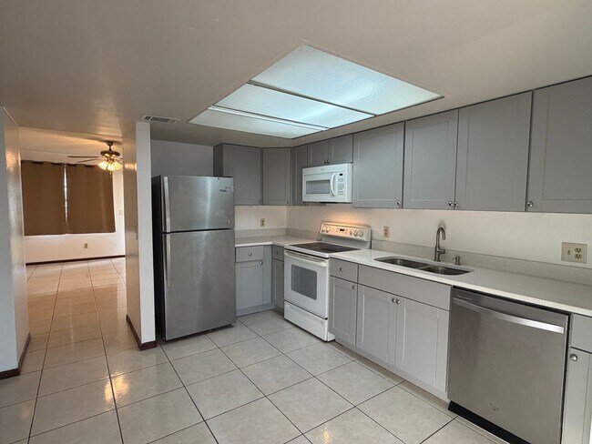 Photo - 2036 Las Palmas Cir