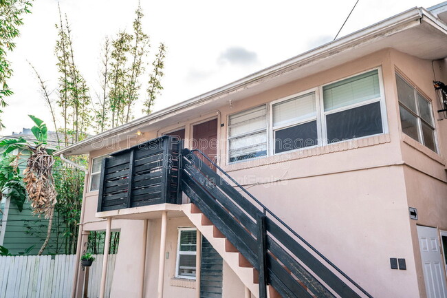 Photo - 541 2nd St N