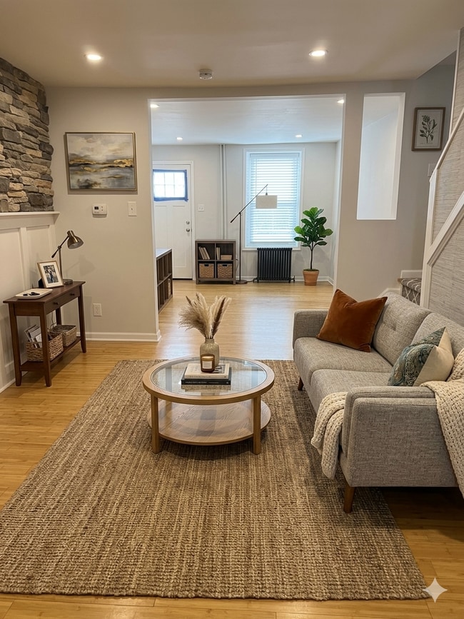 Photo - 4469 Silverwood St