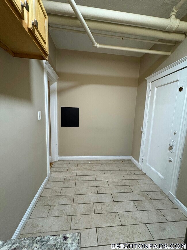 Photo - 32 Sidlaw Rd Apartment Unit 1