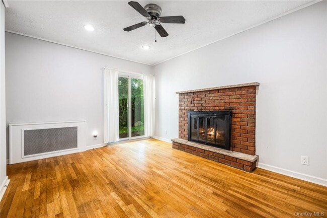 11 Hillside Pl