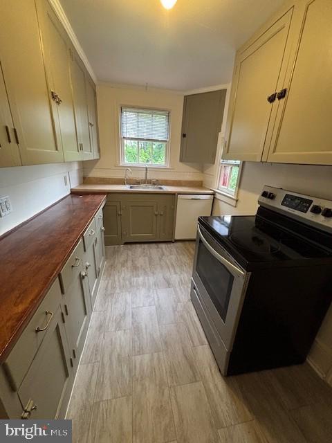 Building Photo - 3601 W Market St