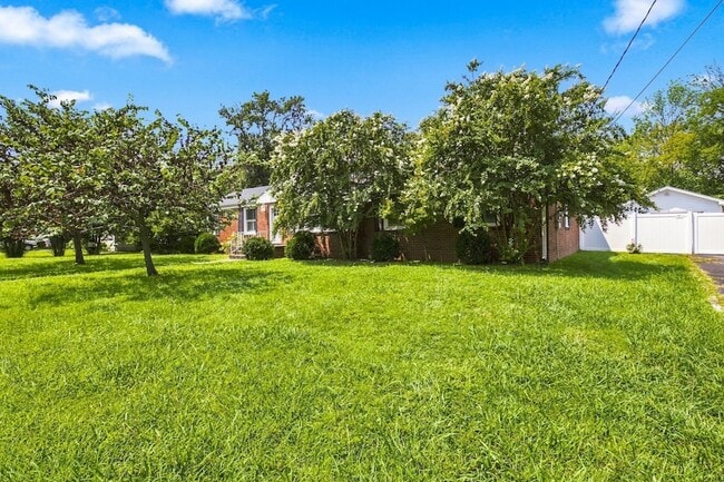 Photo - 122 Hammond Ave