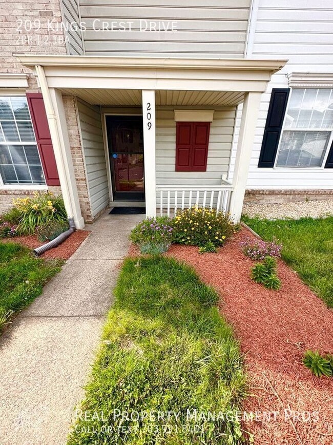 Photo - 209 Kings Crest Dr