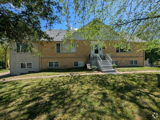 Building Photo - 28600 W Grass Lake Rd Rental