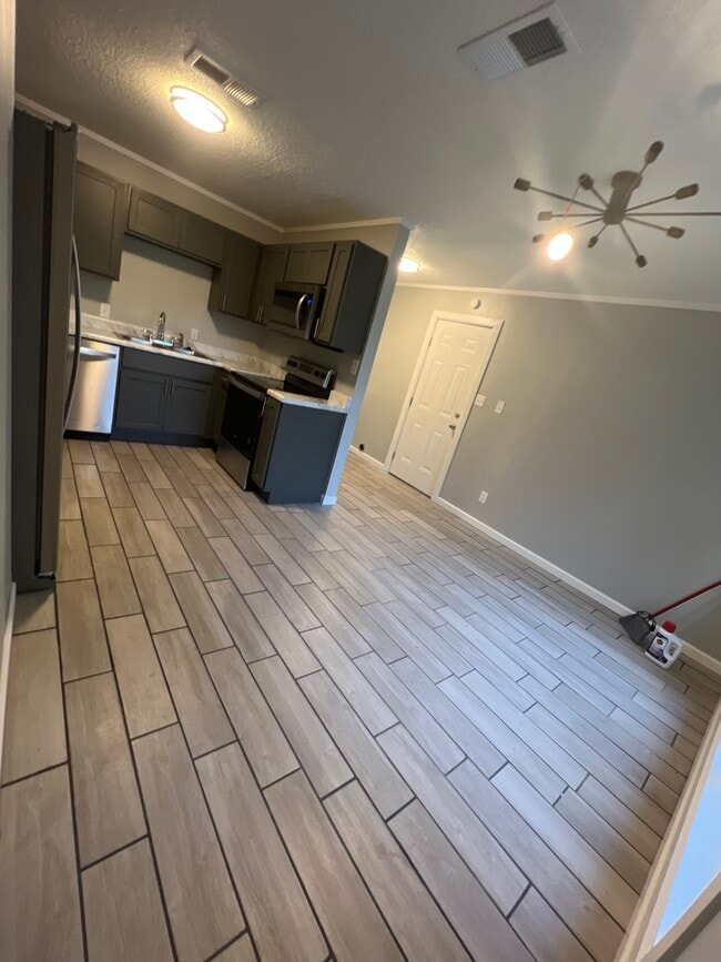 Photo - 111 Homestead Ln