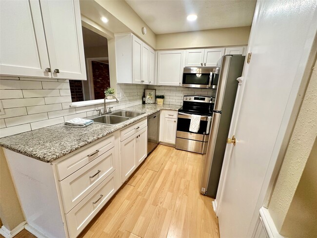 Photo - 3758 Laura Leigh Dr