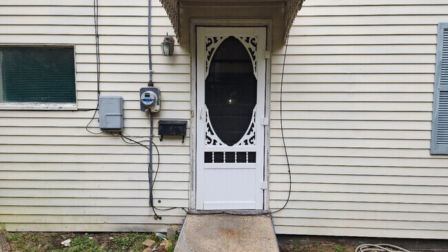 Photo - 406 Marshall St