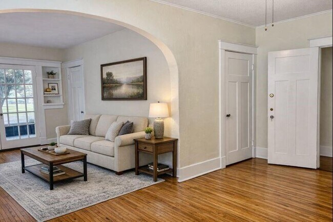 Photo - 7726 S Claiborne Ave Unit A