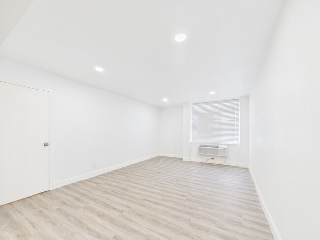 Photo - 7510 Hornwood Dr Unit 801