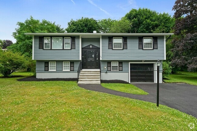 Building Photo - 22 Redman Rd Rental