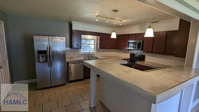 Photo - 214 Honey Ln Cir