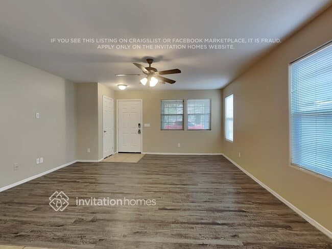 Photo - 1620 W Chanute Pass