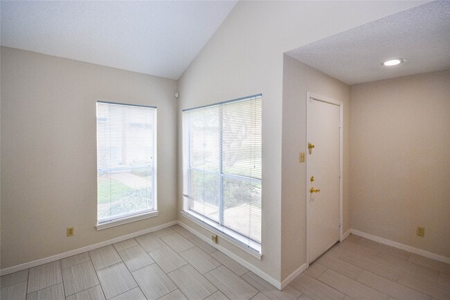 Photo - 9262 Westwood Village Dr