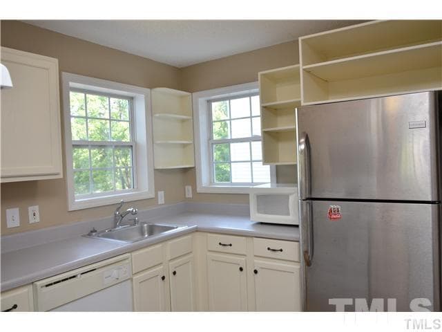 Photo - 3000 Centennial Woods Dr